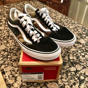 Old Skool Camo Vans, men’s size 12